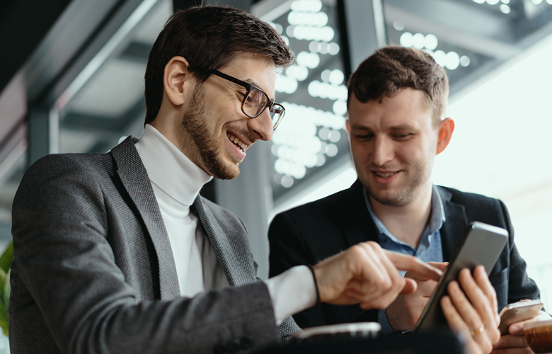 A crescente demanda por desenvolvimento de aplicativos móveis no mundo dos negócios